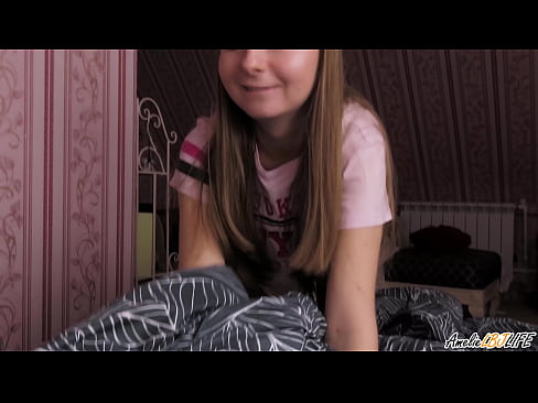 ❤️ Blondie sugit eam BFF est penitus et accipit Cum in ore suo Sex video  at porn la.xxxdeutschepornos.ru